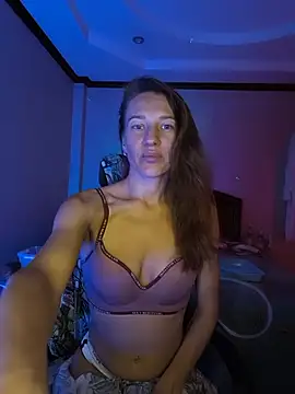 Show modela VitaEnjoy na web-kameri