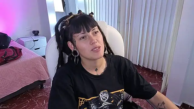Chat +18 de _sharlotte777 ao vivo