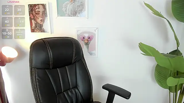 Chat XXX en directo de Laukyubey1