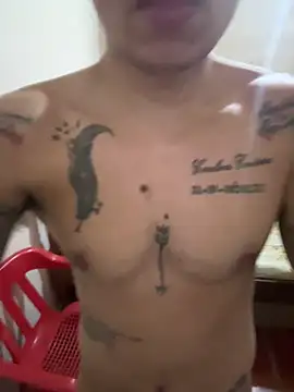 mathiew_1's Webcam Show