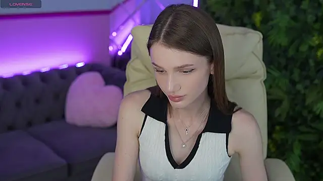 SophiaDream_n Webbikameraesitys