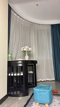 XXX chat uživo modela mo-mo-69
