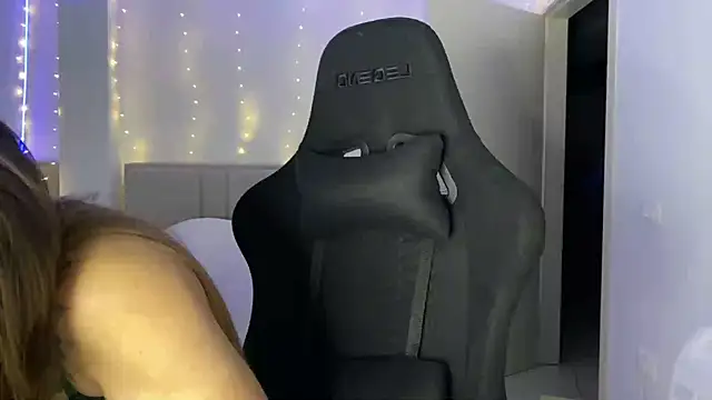 XXX chat uživo modela PrincesSsLilu