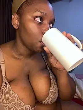 Blackpinkylips2025's Live XXX Chat