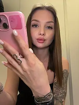 KrisMagnoly live XXX chat