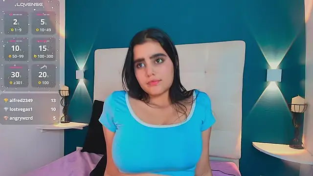 XXX chat uživo modela MiaaCarter_