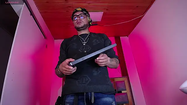 Nickk_21_ live XXX chat