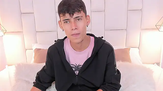 JacobFerrer's Live XXX Chat