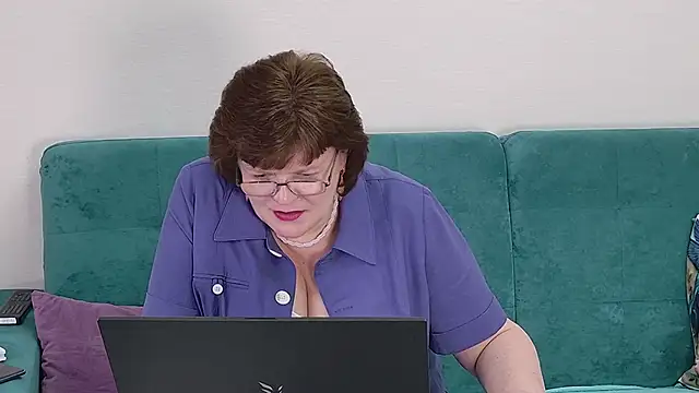 Chat +18 de Sandra_Sunrise ao vivo