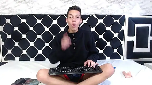 Chat +18 de thiago19s ao vivo