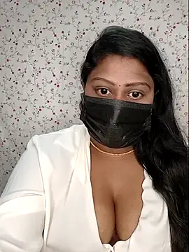 Tamil_Romantic_Saro Live XXX-Chat