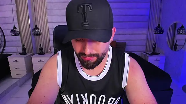 jhon_bear03 Chat XXX in diretta