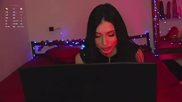 Chatroom XXX en direct de Olivia_Faye