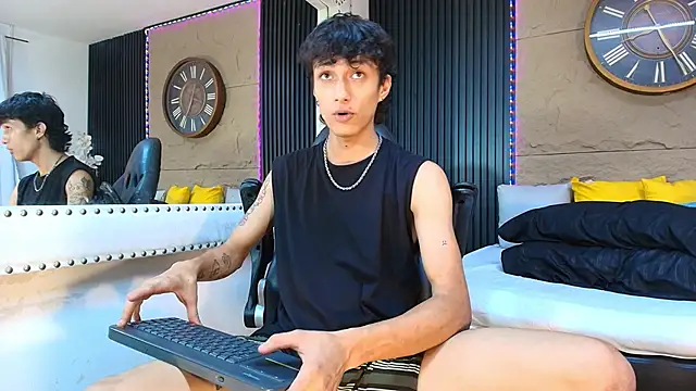 Lean_Portman's Live XXX Chat