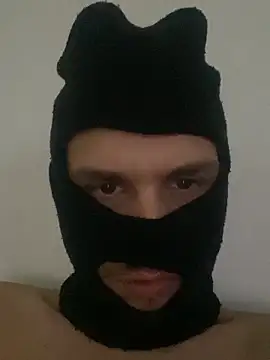 Pokazy przed kamerką – Lion_Yummy