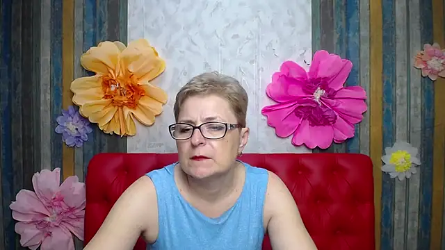 EmiliaGree élő XXX-chatje