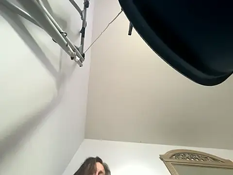 IvanaPlenty's Live XXX Chat