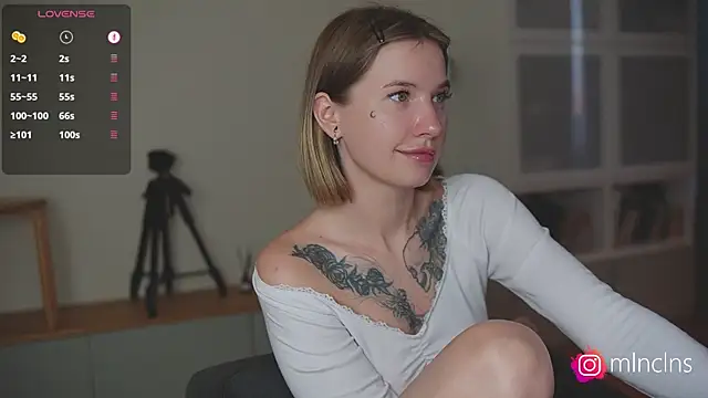 XXX chat uživo modela mel_collins