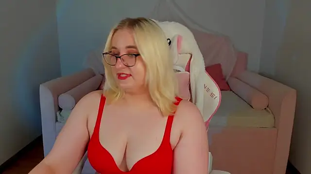 LioraArdyn's Live XXX Chat