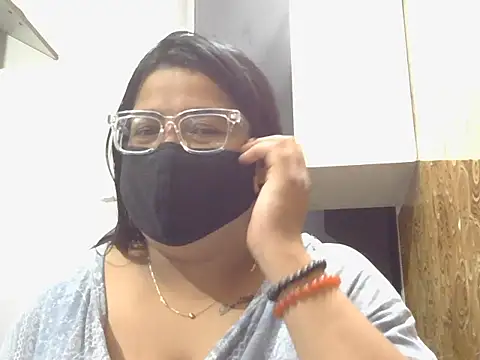 Fuckpussylickass' Live XXX Chat