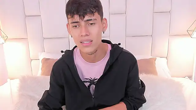 Онлайн чат XXX JacobFerrer