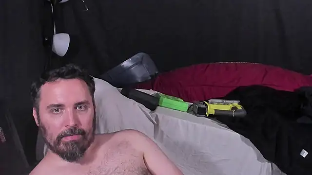 Metalstud's Webcam Show