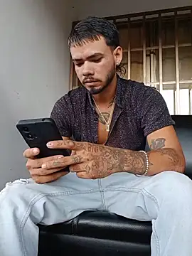 Niick01_'s Live XXX Chat