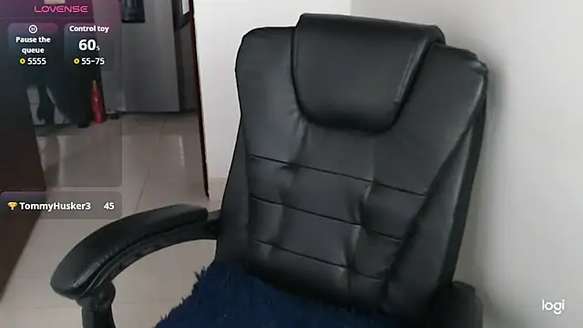 spicey_latina Adlı Modelin Canlı XXX Sohbeti