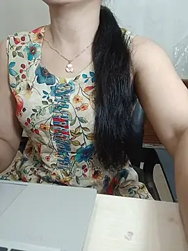 دردشة Chanchal--Navya الجنسية المباشرة