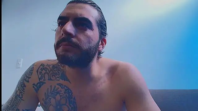 thomas_gun's Live XXX Chat