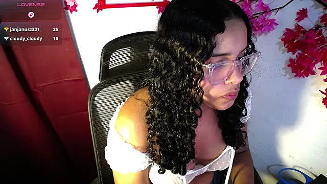 chleo_rosse – Naživo XXX chat