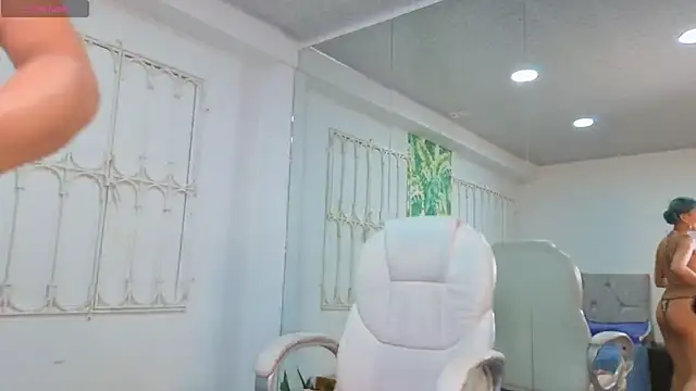 Chat +18 de baby_julieta00 ao vivo