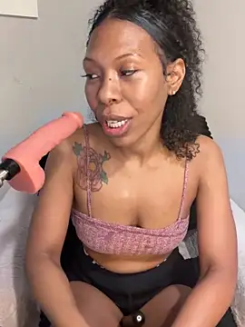 Chatroom XXX en direct de __suki