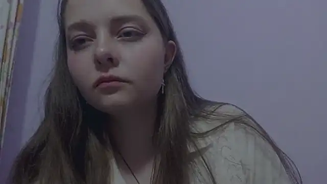 AnnieAge: вебкам-шоу