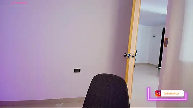 Dannawells Live XXX-chat