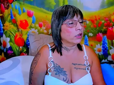 indianroxy Chat XXX live