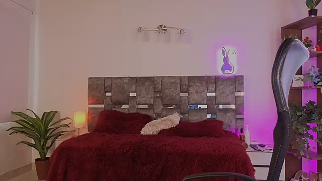 emilyrouxe's Live XXX Chat