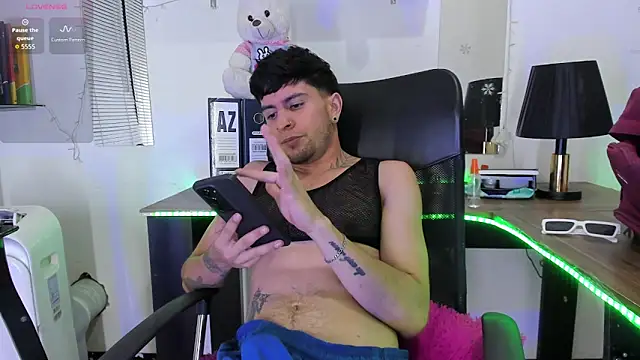 Webkamerová show StefanoBigCock