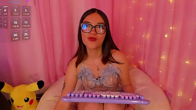 MaJo_Prettty Adlı Modelin Canlı XXX Sohbeti