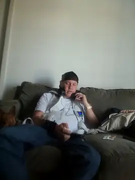 yourMasterisBored live XXX chat