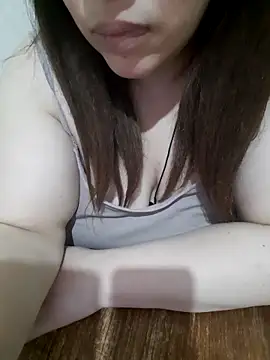 bazol_mamhon Adlı Modelin Canlı XXX Sohbeti