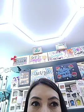 LunaZambrano's Live XXX Chat