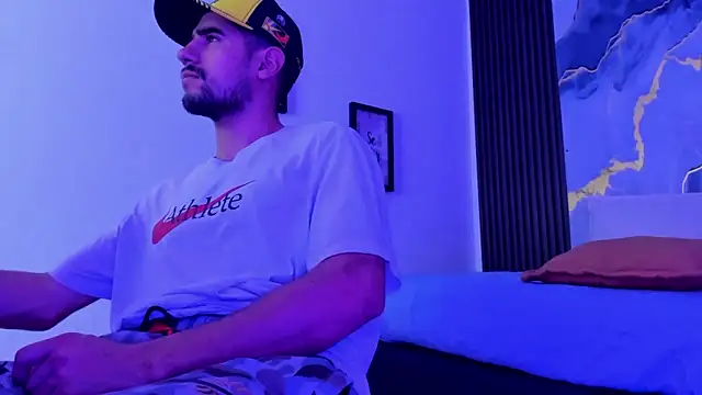 tommy_badboyy – webcam-show