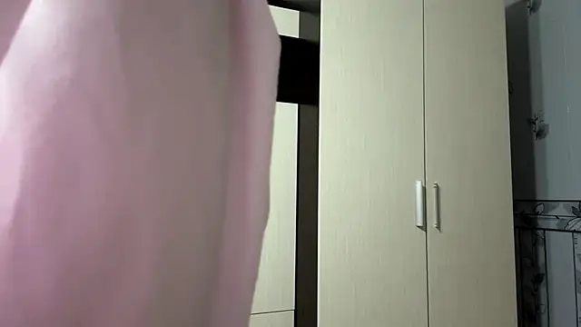 Nikatyanxx's Webcam Show