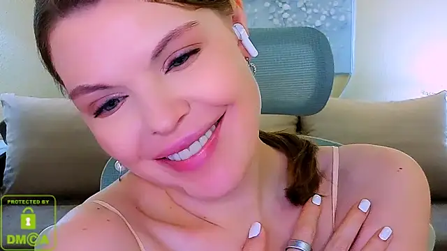 Glossier: απευθείας συνομιλία ΧΧΧ