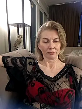 stellahere8's Live XXX Chat