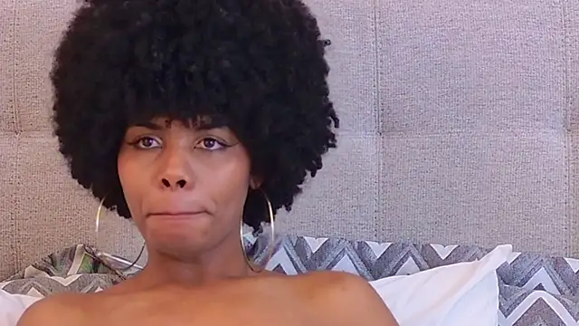 Chat +18 de BeckySalas ao vivo