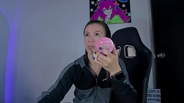 Czat XXX na żywo – roxanne_jones1