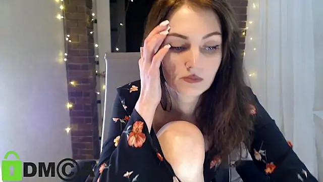 ms_kelarini's Live XXX Chat