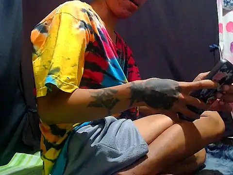 AwesomeMistress_Bigcock Show Webcam